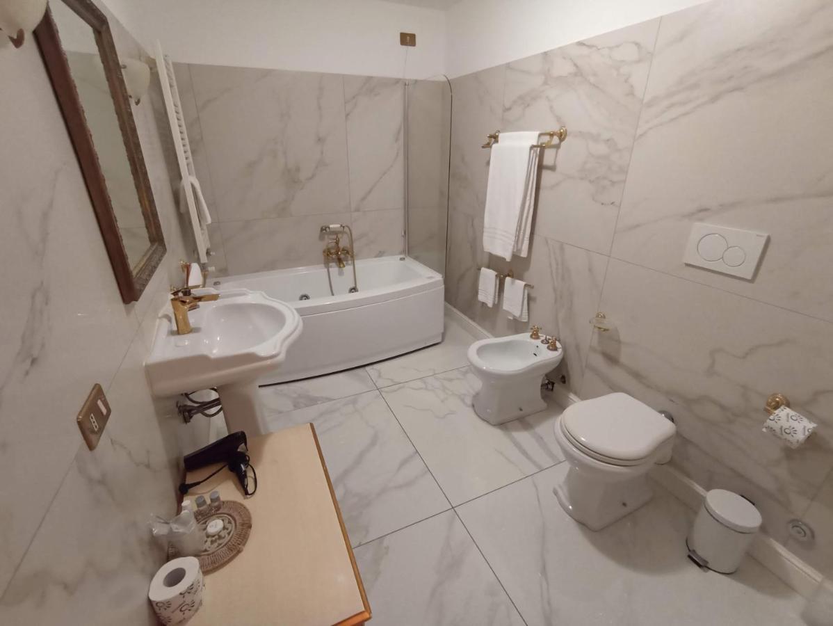 Mercanti Apts Via Passarella Mediolan Zewnętrze zdjęcie